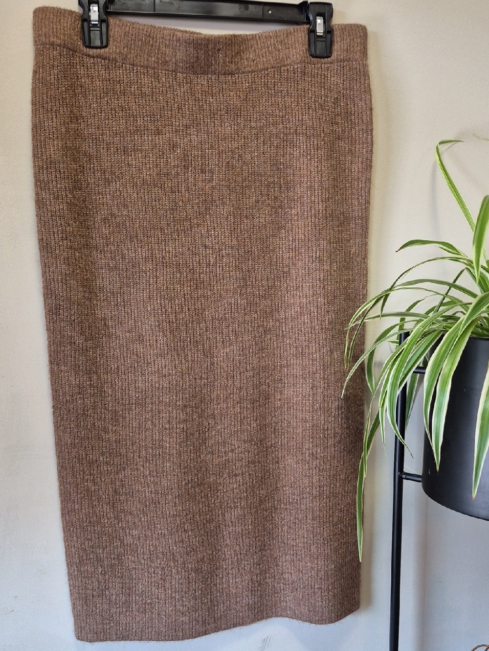 Classic Brown Knit Pencil Skirt